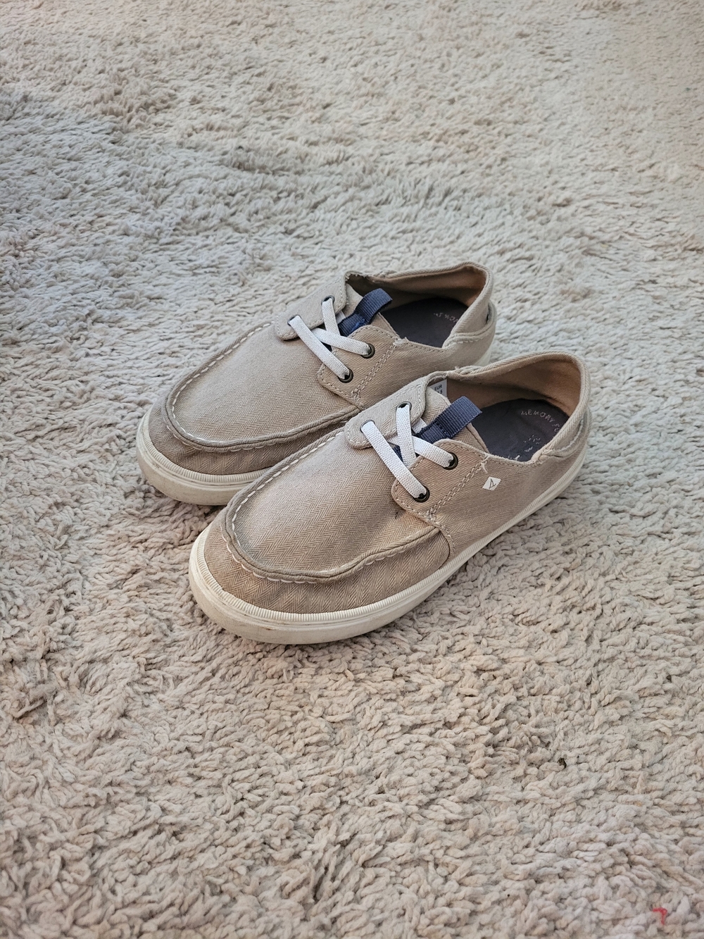 Beige Sperry Boat Shoes Size 2